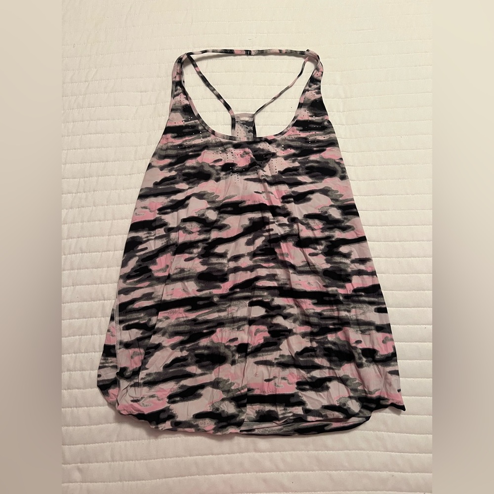 Lululemon tank top